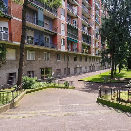 Апартаменты Primopiano - Promessi Sposi Милан