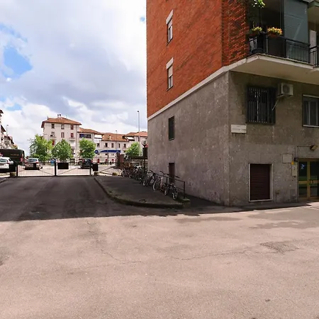 Primopiano - Promessi Sposi Апартаменты