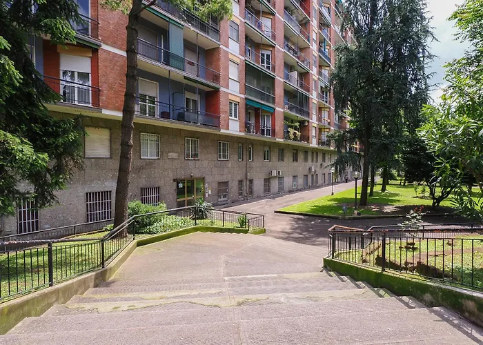 Апартаменты Primopiano - Promessi Sposi Милан